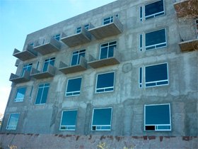 Instalacion de Ventanas en Edificios - Aluminio Integral Potosino (AIP)